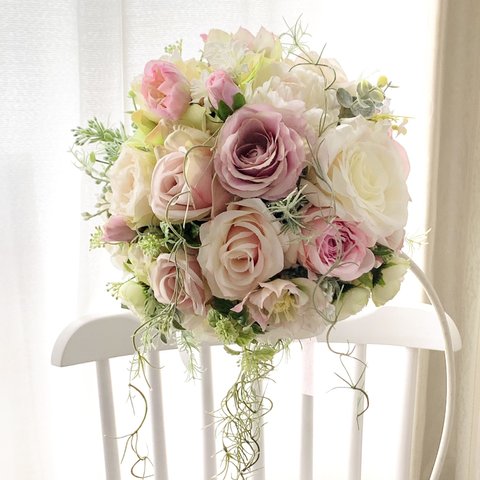 ウェディングブーケ　造花ブーケ、バラ、薔薇、くすみピンク、優しい色　#ウェディング