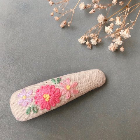 刺繍パッチンピン　マーガレット