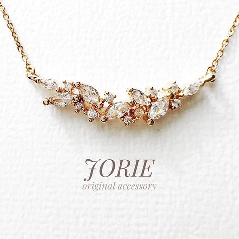 【JORIE】付けっぱなしOK‼️18kコーティング　jewelry leaf ネックレスサージカルステンレス刻印