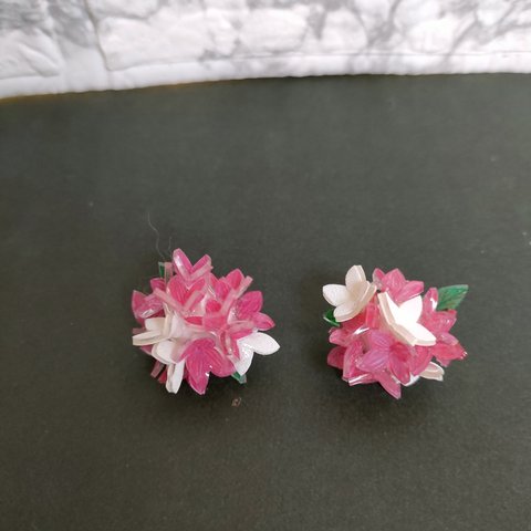 沈丁花のピアス