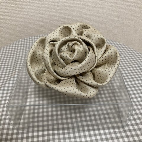 シルク 薔薇 コサージュ ドット柄 花 ブローチ