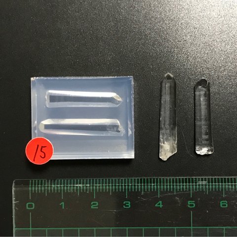 15 小 コロンビア水晶　2種セット　モールド