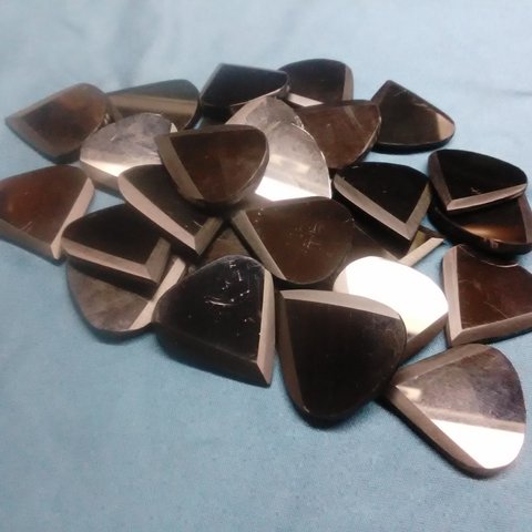 メタル用アクリル製ギターピック　Shredder's Pick Type 2 TSURUGI　3ｍｍ 