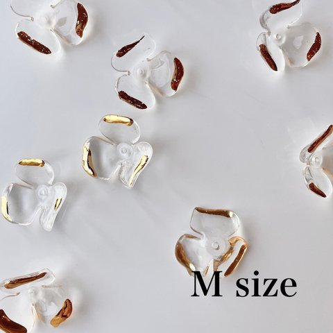 ◉再入荷◉【6pcs  M size#11-9】クリアアクリルフラワーパーツ　　クリア/アクリル/花びら/フラワー/ゴールド/金縁/夏/軽い/軽素材