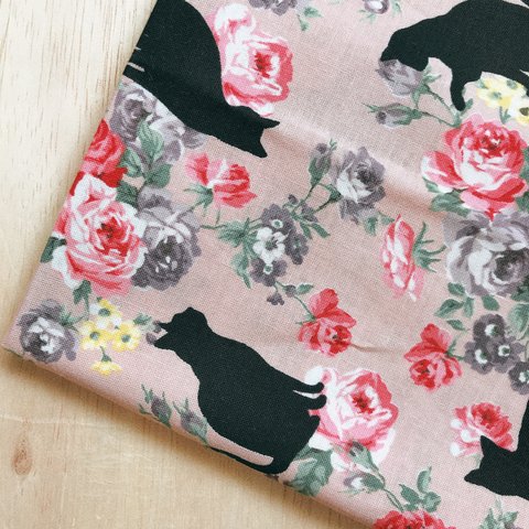 【スケアー50×50】黒猫と薔薇・ピンク