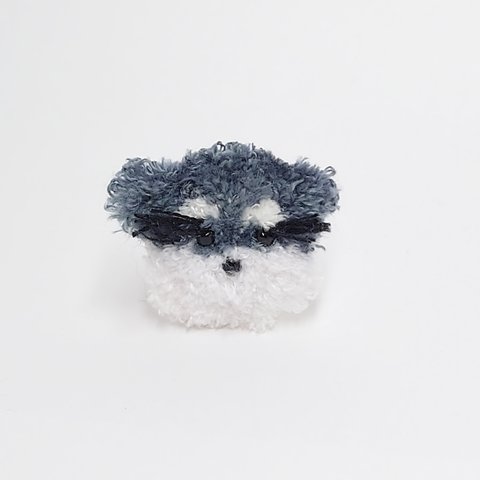 シュナウザー　もふもふ刺繍ブローチ　Ｓ