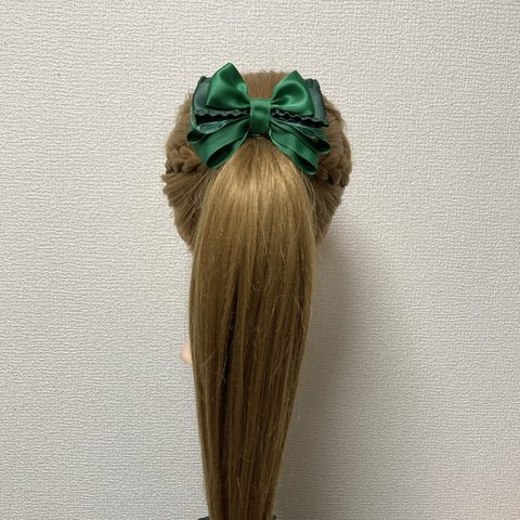 240305 手のひらサイズのヘアリボンポニーフック　緑