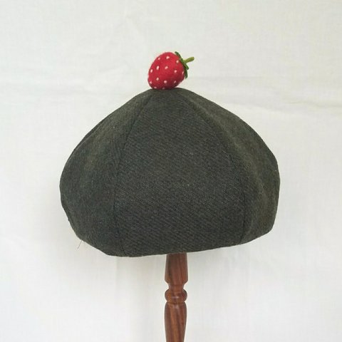 秋冬こども○ちょこんと苺のベレー帽フォレストグリーン50cm