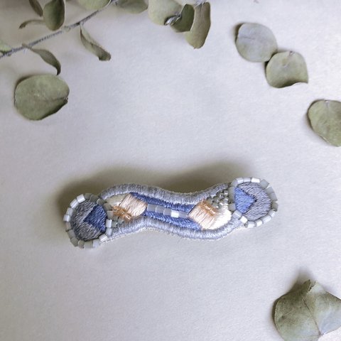 刺繍バレッタ