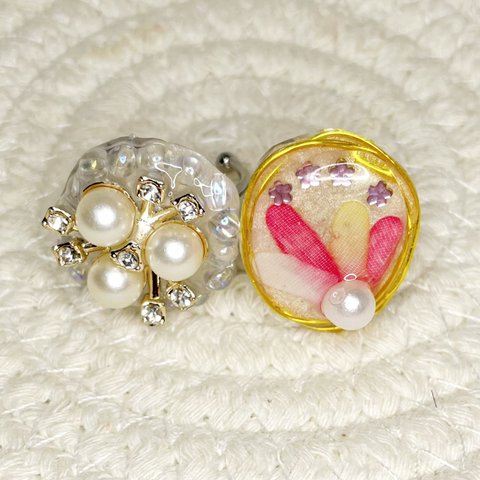 【2つで1セット】お花とパールの指輪 シルバーリング レジン作品 白 ピンクのお花