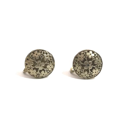 0343繊細VINTAGE EARRING  ヴィンテージ　花びらカラーストーンイヤリング　アンティーク  クラシカル　花　フラワー　大ぶり　クリップ　ナチュラル　90年代　透かしボタン風　レース