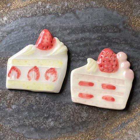 苺のショートケーキブローチ(陶器)