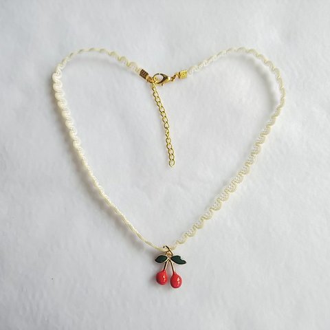 cherry さくらんぼ 白×黄色 波チョーカー ネックレス