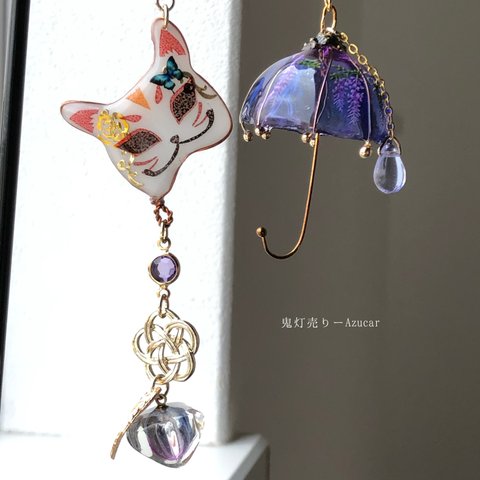 【再販】猫面と鬼灯　藤の花の傘　レジンほおずきと傘レジン　雨の日コーデにも　ピアス　イヤリング