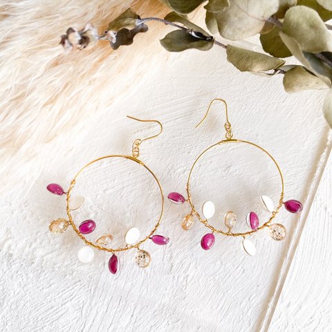 bubbleフープピアス/イヤリング(berry×gold×white)