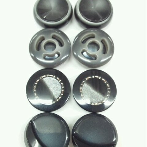 18ｍｍ◇8個入◇　ペアボタン＃１４