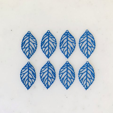 Blue Leaf Pendant Tops