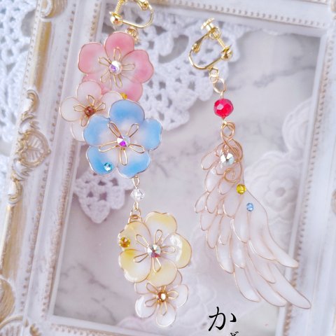 ネモフィラの歌と翼のイヤリング（earrings of wings and blossom〜spring song〜）