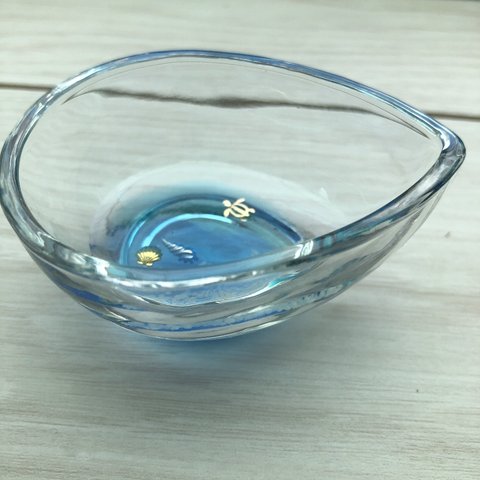 ガラスの小物入れ　レジン海