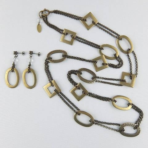 真鍮オバールと正方形モチーフのロングネックレスとピアスのセット、オール真鍮ロングネックレスと真鍮オバールピアスのセット