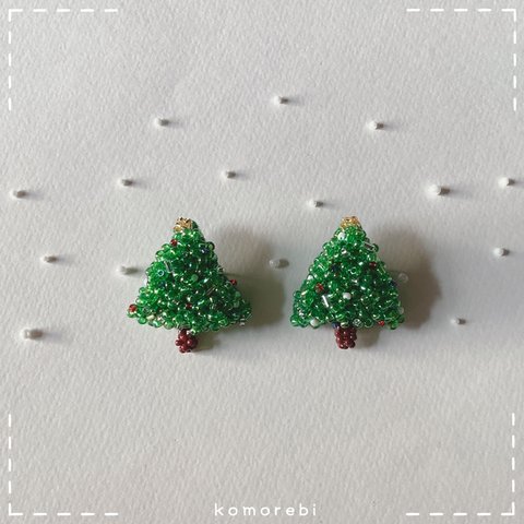 クリスマスツリーのビーズ刺繍🎄