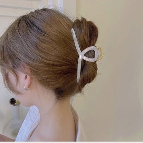 バンスクリップ　ヘアクリップ　バレッタ　韓国ファッション　アイボリー　ホロ柄