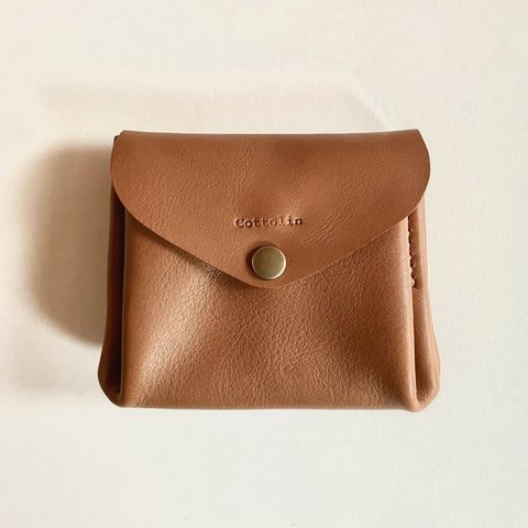 革の財布　キャメル