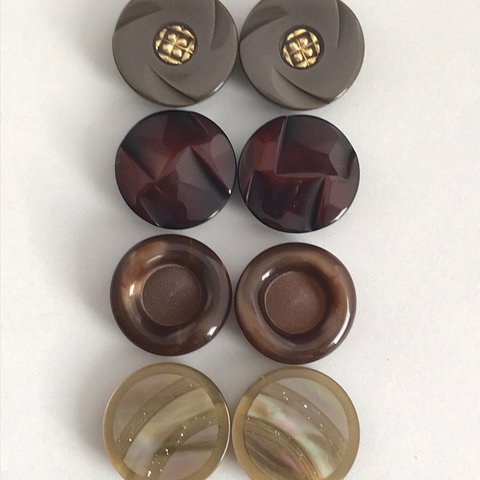 18ｍｍ◇8個入◇　ペアボタン＃39