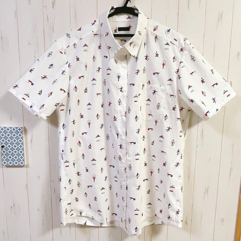 men'sシャツ/体操をする人