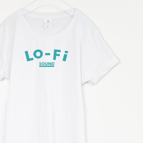 ローファイの手書き文字がカッコイイＴシャツ【ホワイト】 ユニセックス 半袖クルーネックTシャツ