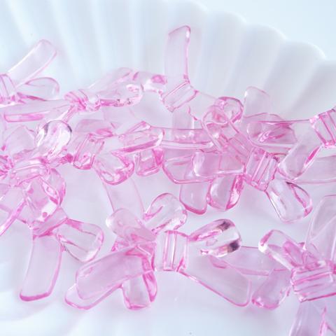 【12個】25mm リボンのビーズ　透明 ピンク
