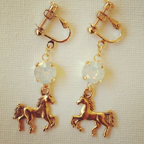 horse earring　