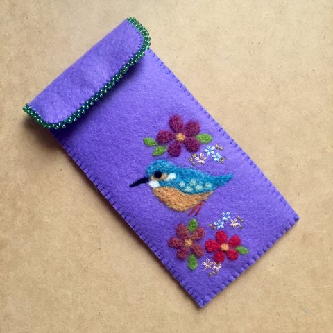 カワセミさんと花刺繍のメガネケース