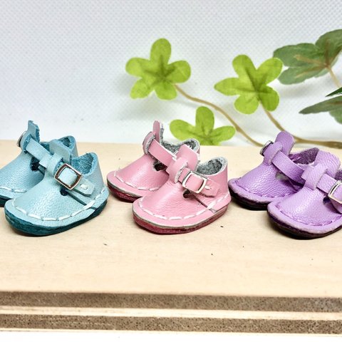 革細工 ストラップシューズ　一足　miniature sandals.