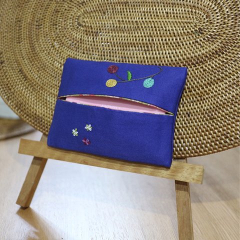 カラフルオリーブのティッシュケース(刺繍)