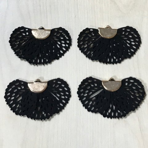 BLACK FLOWER TASSEL FRINGE GOLD CHARM  PARTS