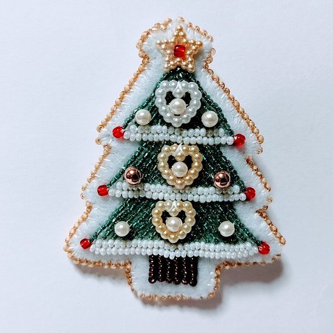 ビーズ刺繍 クリスマスツリーのブローチ(イエロー)