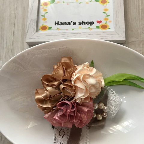 SOLD OUT【Hana's shop❤】薔薇コサージュ  リボンコサージュゴールドベージュ系 送料無料