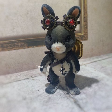 カスタム ウサギファミリー ホワイト シルバニアファミリーの人形 「Steampunk Toy Bunny」OB1 シールド