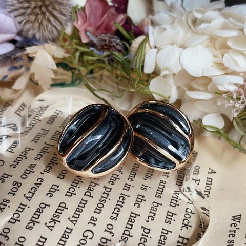 2pcs)2080)インポートピアス)black#2z