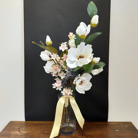 【SALE】桜とマグノリアのロングブーケ／高級造花  ロケーションフォト ディスプレイ