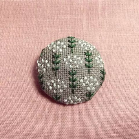 刺繍ブローチ★小花