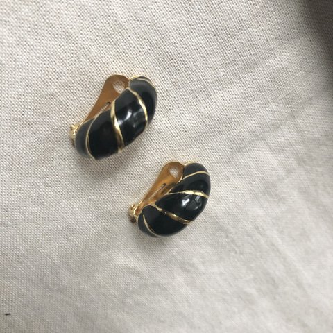 Japanese vintage earring