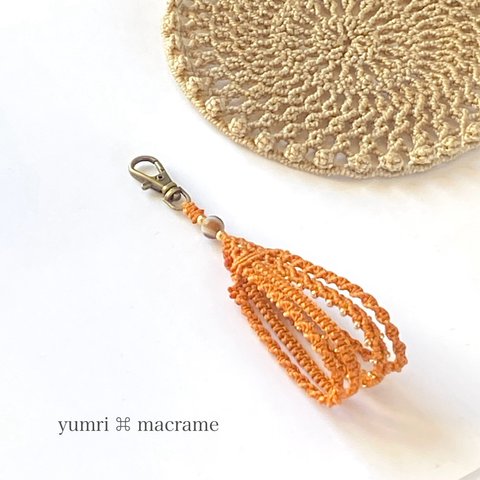 yumri ⌘ macrame マクラメレース　4連ストラップ［10cm］オレンジ0.75 天然石