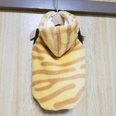 犬服 ハンドメイド トラさん柄 ボアフードタンク