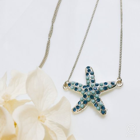 《starfish》キラキラヒトデのロングネックレス