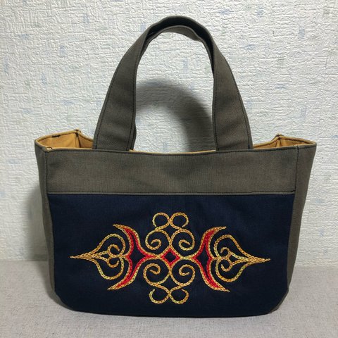 【再販2】アイヌ文様のトートバッグ①