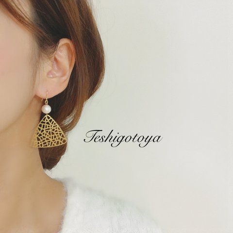 トライアングルピアス/イヤリング