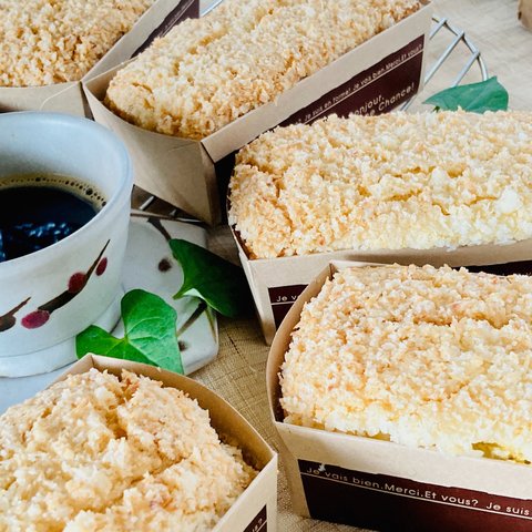 ギフトにも♥️グルテンフリー 米粉ケーキ＜ココナッツクランブル＞乳製品＆白砂糖不使用♪