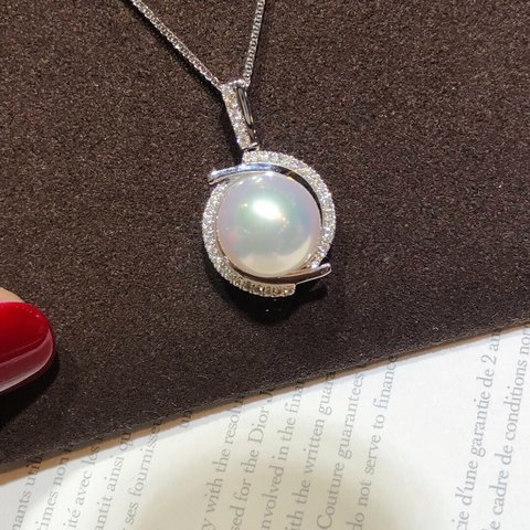【高級】あこや真珠　ダイヤモンド付きペンダントトップk18